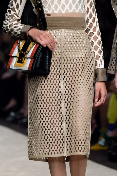 Look 66